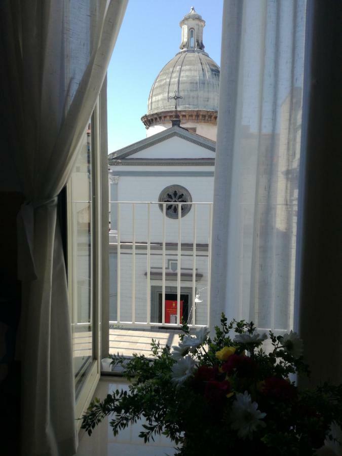 Bed and Breakfast Dimora Filangieri Napoli Esterno foto